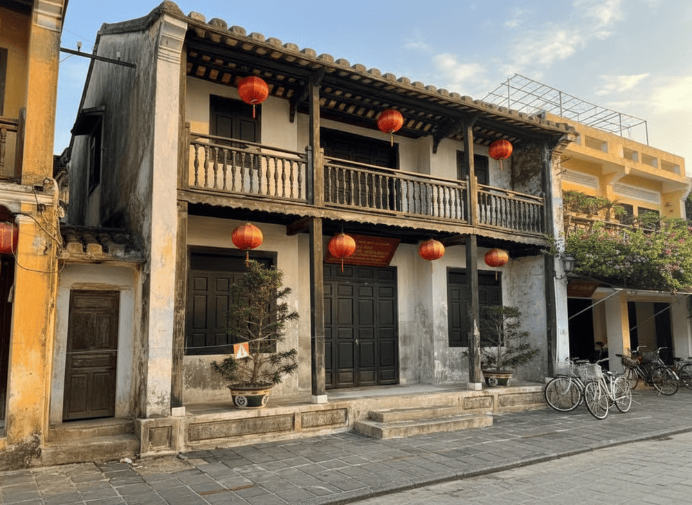 The museum features an ancient design with distinctive Hoi An architecture